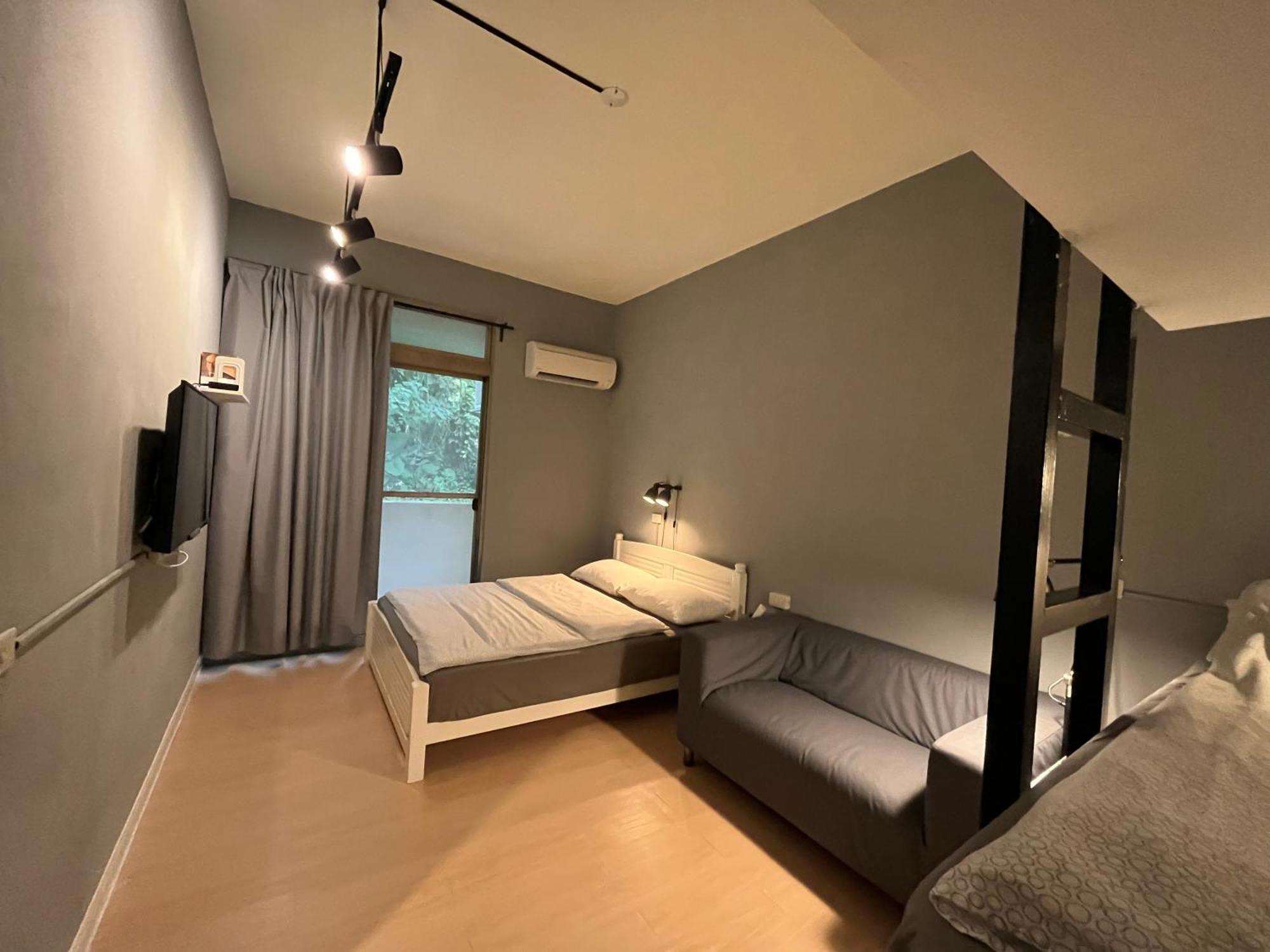 Dali Yi International Hostel Toucheng Oda fotoğraf